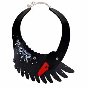 In search of Tatty Devine Swan necklace